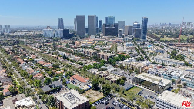 141 S Linden Drive 206, Beverly Hills, CA 90212