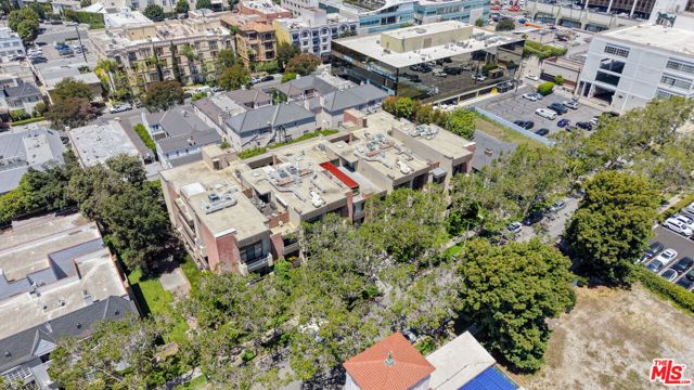 141 S Linden Drive 206, Beverly Hills, CA 90212