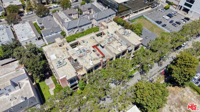 141 S Linden Drive 206, Beverly Hills, CA 90212