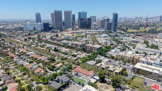 141 S Linden Drive 206, Beverly Hills, CA 90212