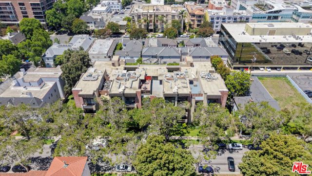 141 S Linden Drive 206, Beverly Hills, CA 90212
