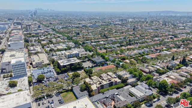 141 S Linden Drive 206, Beverly Hills, CA 90212