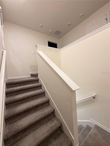 404 PRESTON COVE DRIVE, St Cloud, FL 34771