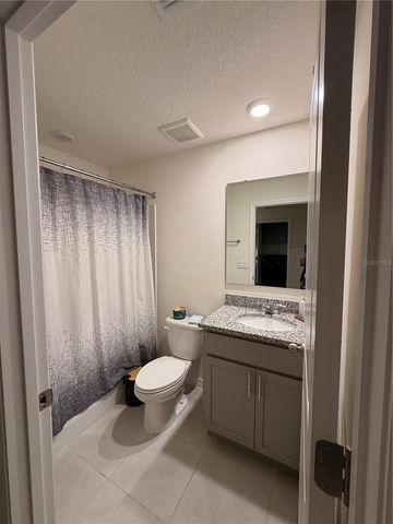 404 PRESTON COVE DRIVE, St Cloud, FL 34771