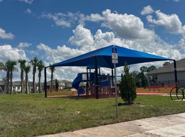 404 PRESTON COVE DRIVE, St Cloud, FL 34771