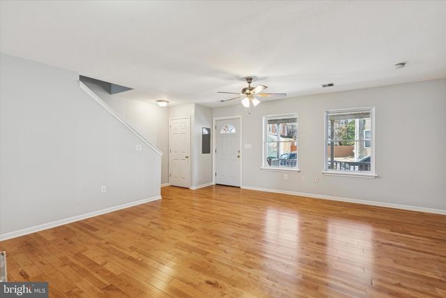 908 GREEN ST, Norristown, PA 19401