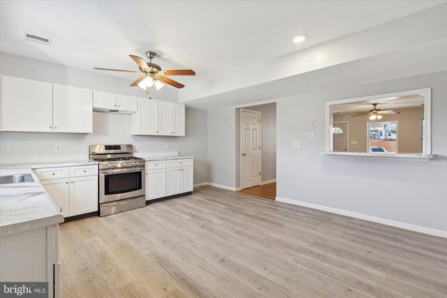 908 GREEN ST, Norristown, PA 19401