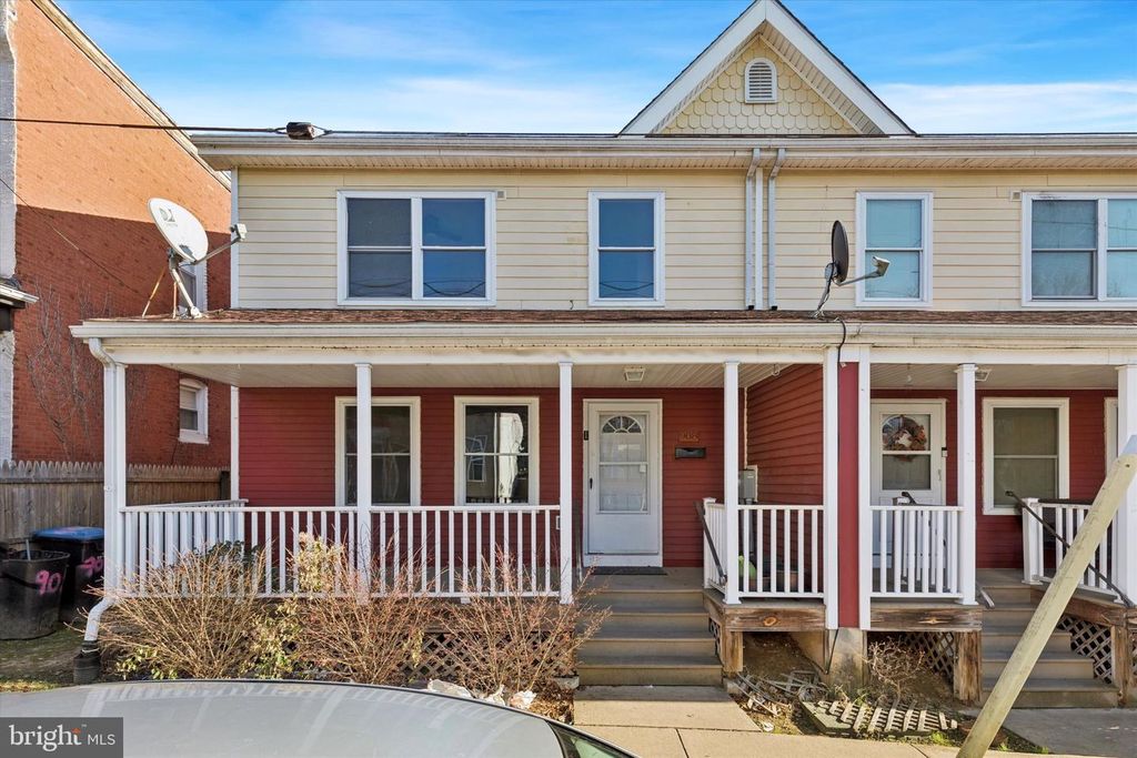 908 GREEN ST, Norristown, PA 19401