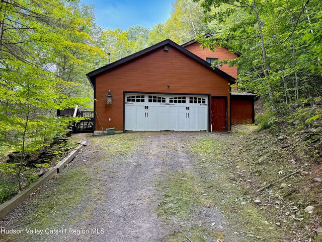 289 Red Falls Road, Prattsville, NY 12468