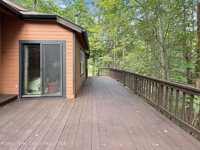 289 Red Falls Road, Prattsville, NY 12468