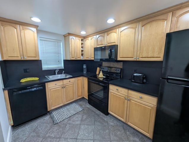 740 E Ocean Avenue 205, Boynton Beach, FL 33435