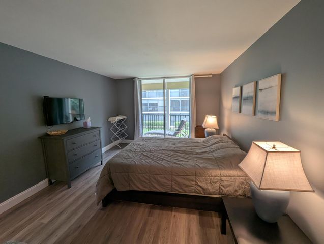 740 E Ocean Avenue 205, Boynton Beach, FL 33435