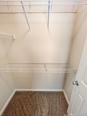 8915 Palmetto Park, Converse, TX 78109