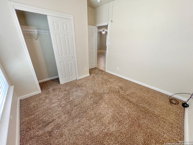 8915 Palmetto Park, Converse, TX 78109
