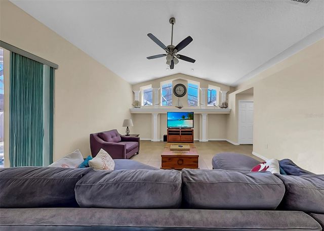 1105 SWEET BREEZE DRIVE, Valrico, FL 33594