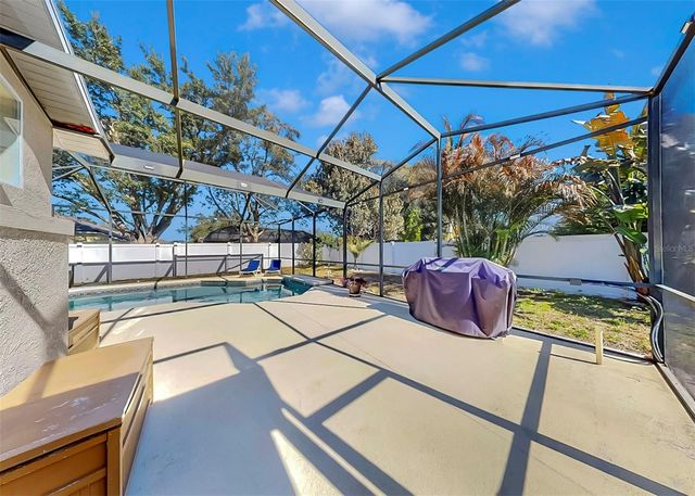 1105 SWEET BREEZE DRIVE, Valrico, FL 33594