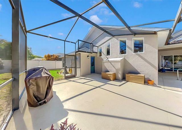 1105 SWEET BREEZE DRIVE, Valrico, FL 33594