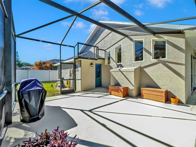 1105 SWEET BREEZE DRIVE, Valrico, FL 33594