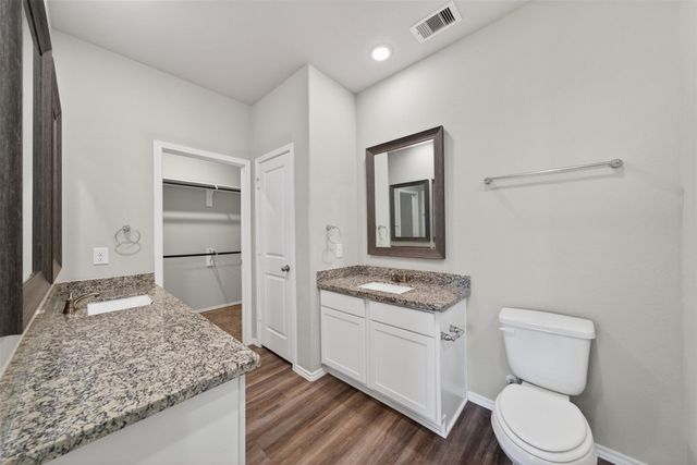 708 Crystal River Road, Conroe, TX 77316