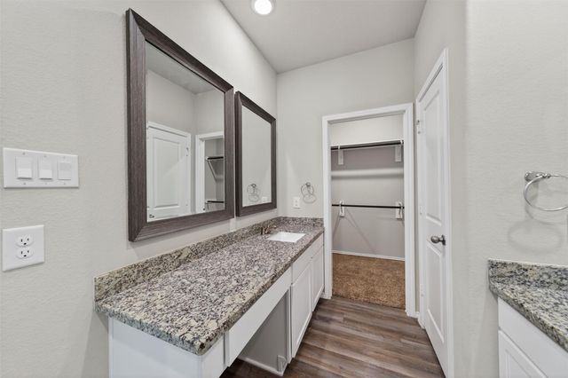 708 Crystal River Road, Conroe, TX 77316