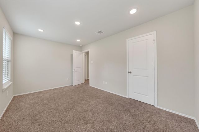 708 Crystal River Road, Conroe, TX 77316