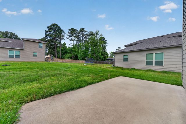 708 Crystal River Road, Conroe, TX 77316