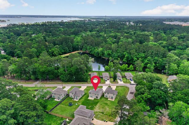 708 Crystal River Road, Conroe, TX 77316