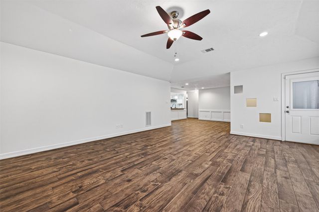 14222 Stokesmount Drive, Houston, TX 77077
