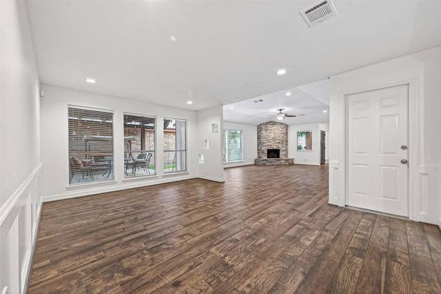 14222 Stokesmount Drive, Houston, TX 77077