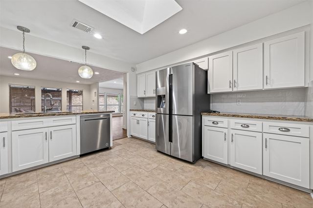 14222 Stokesmount Drive, Houston, TX 77077