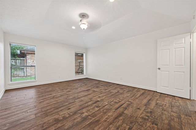 14222 Stokesmount Drive, Houston, TX 77077