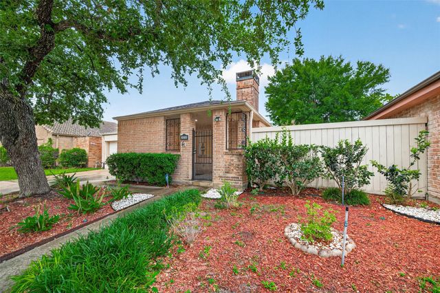 14222 Stokesmount Drive, Houston, TX 77077