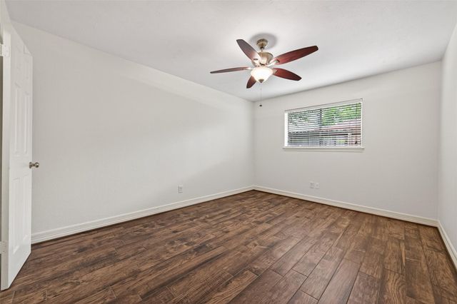 14222 Stokesmount Drive, Houston, TX 77077