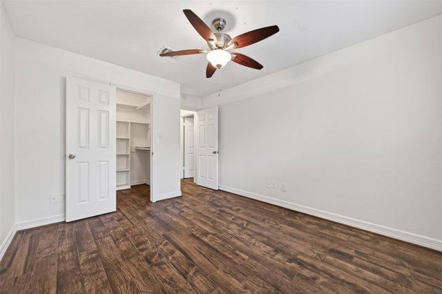 14222 Stokesmount Drive, Houston, TX 77077