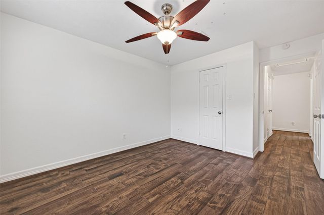 14222 Stokesmount Drive, Houston, TX 77077