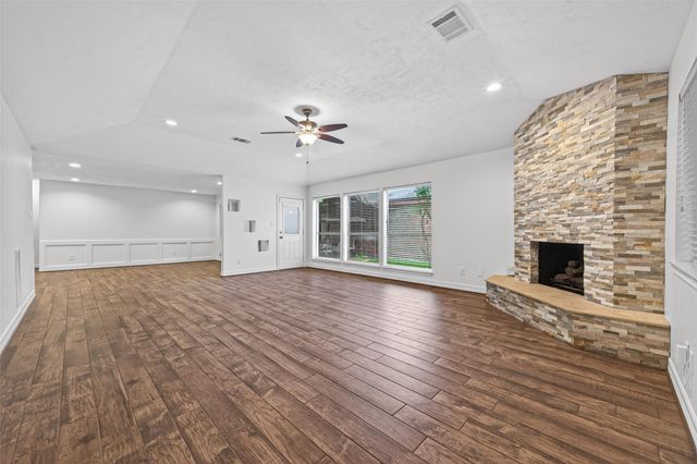 14222 Stokesmount Drive, Houston, TX 77077