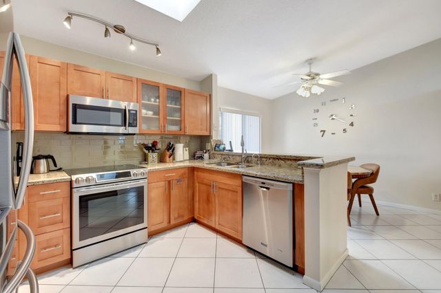 4786 Sextant Circle, Boynton Beach, FL 33436