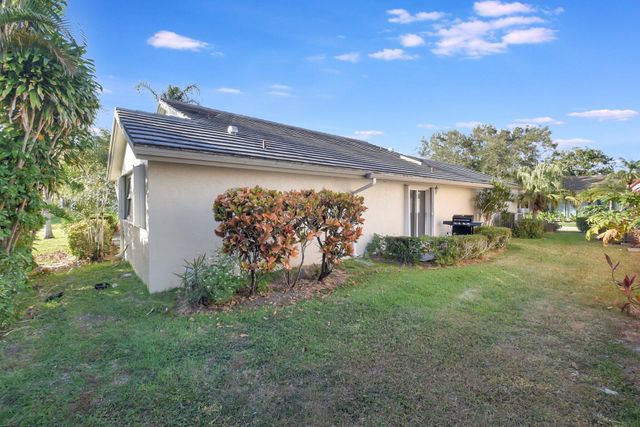4786 Sextant Circle, Boynton Beach, FL 33436