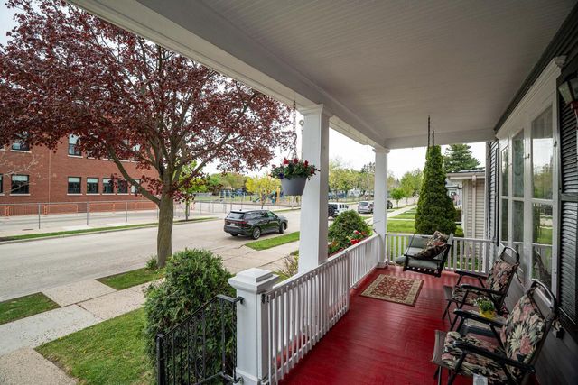 938 Cleveland AVENUE, Racine, WI 53405