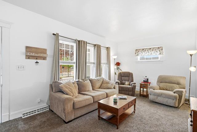 938 Cleveland AVENUE, Racine, WI 53405