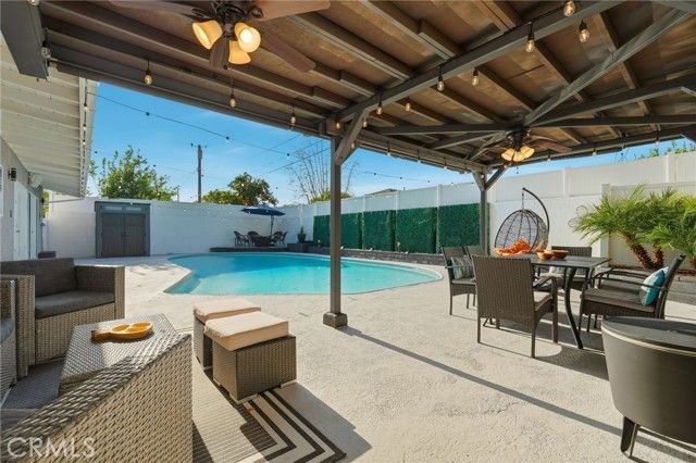 621 Roselli Street, Burbank, CA 91501