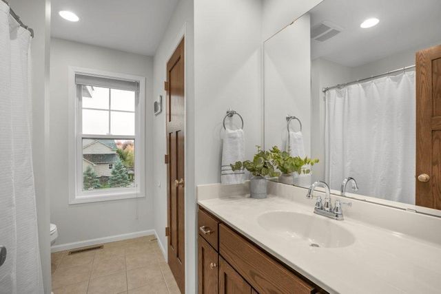 17543 Heidelberg Way, Lakeville, MN 55044