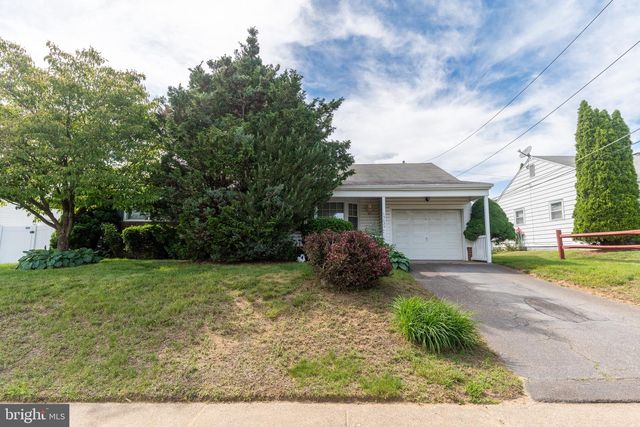 13032 WORTHINGTON RD, Philadelphia, PA 19116