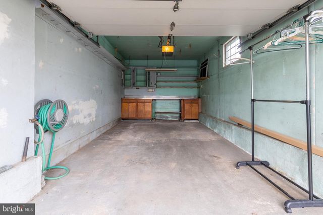 13032 WORTHINGTON RD, Philadelphia, PA 19116