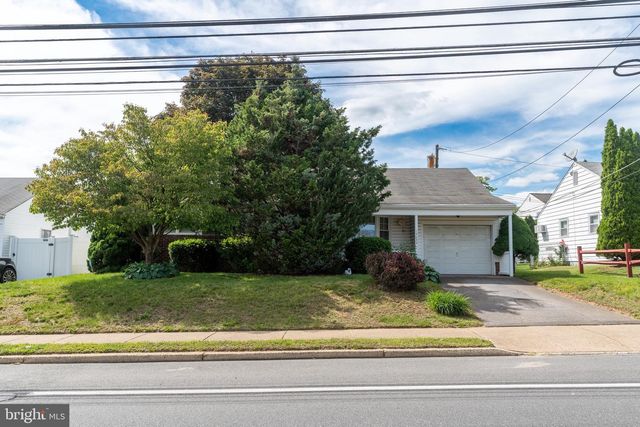 13032 WORTHINGTON RD, Philadelphia, PA 19116