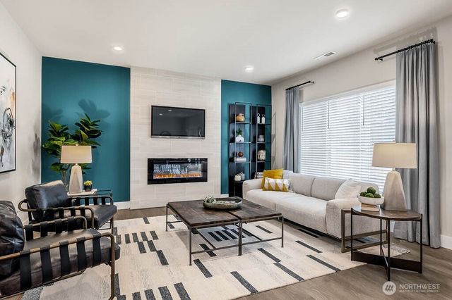 3823 194th Lane SE, Bothell, WA 98012