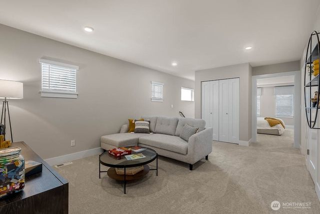 3823 194th Lane SE, Bothell, WA 98012