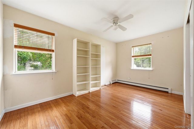 21 Lisa Court, Shirley, NY 11967
