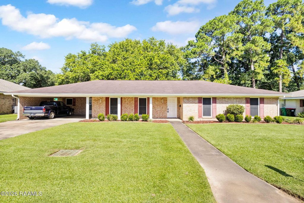 111 Norman Drive, Lafayette, LA 70501