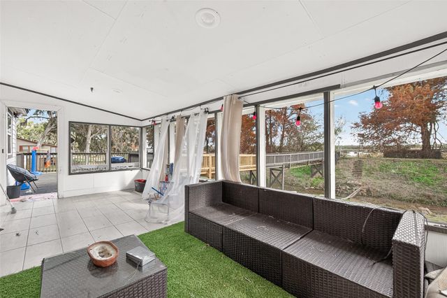 29927 County Road 25, Damon, TX 77430